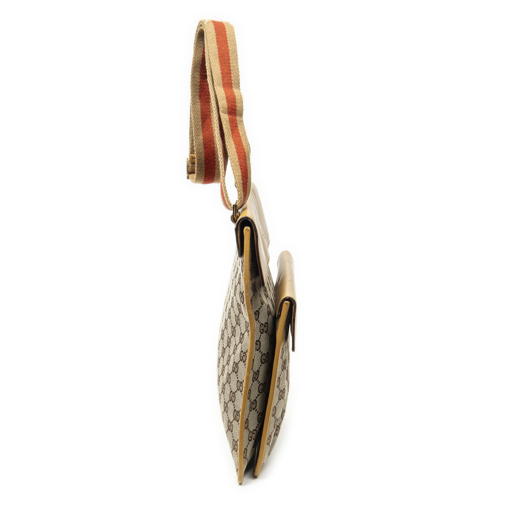 Gucci Flap Messenger Crossbody - Picture 4 of 10